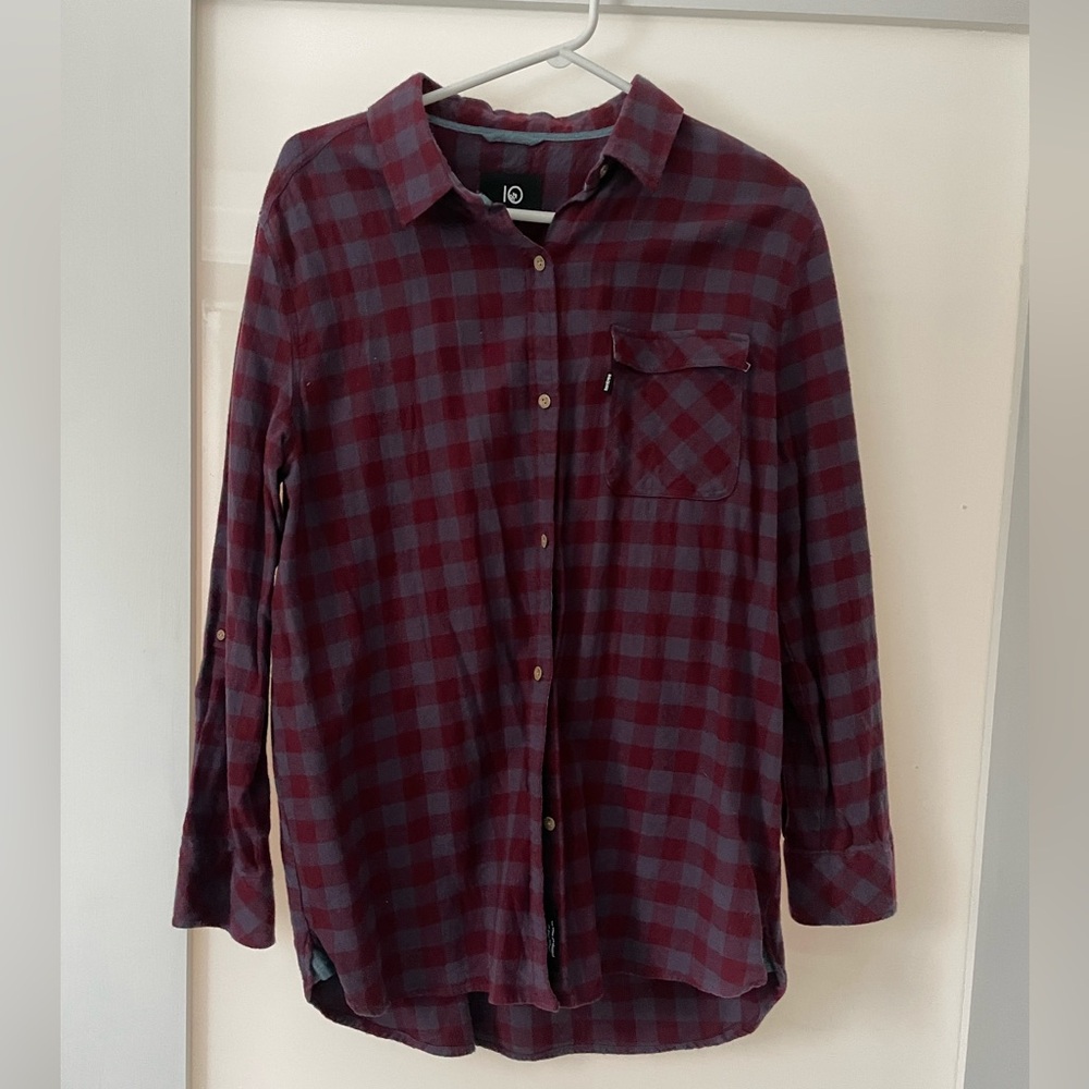 Tentree Plaid Flannel Button Down Shirt with Long Sleeves